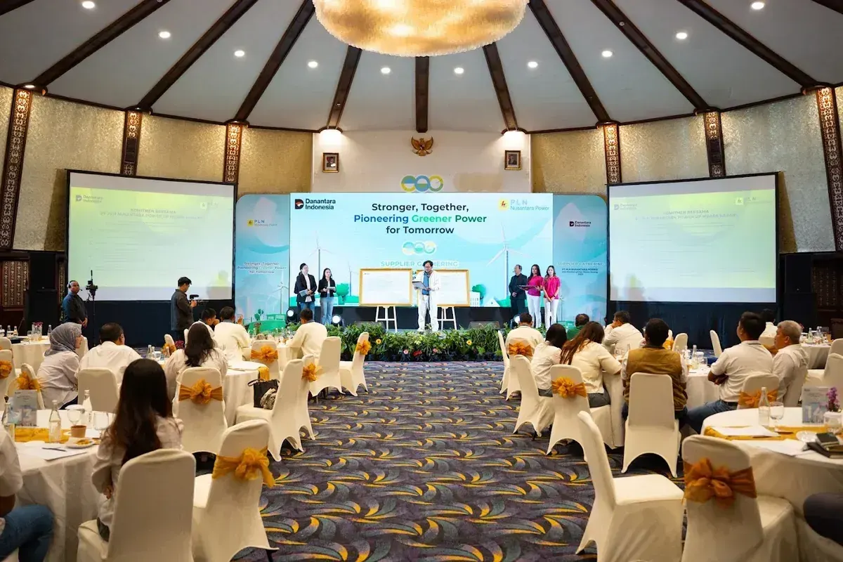 PLN Dealer Gathering 2025 — Main stage, booth, gate, photo booth, and POSM production.